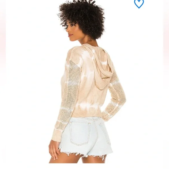 super down
tallie hooded sweater
NWT beige and white size xs - Picture 3 of 14